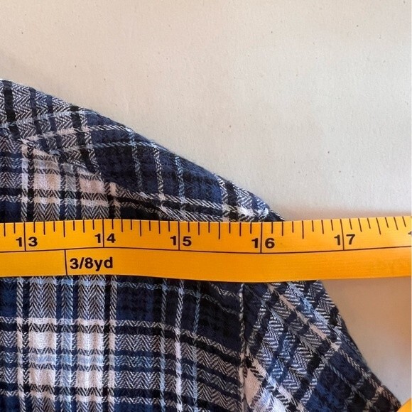 Kut From The Kloth Blue Plaid Snap Front Roll Tab Shirt Top Size L - Picture 10 of 13